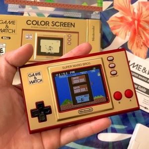 NINTENDO GAME & WATCH